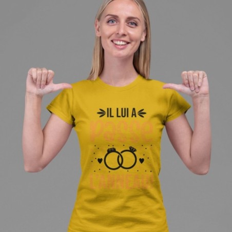 Il lui a passé l'anneau