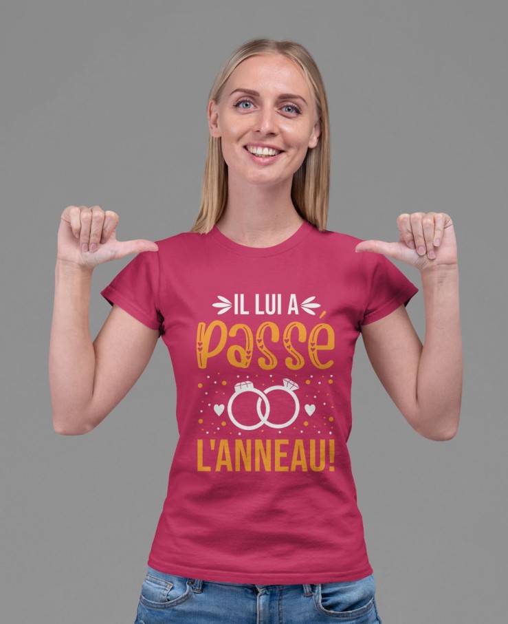 Il lui a passé l'anneau