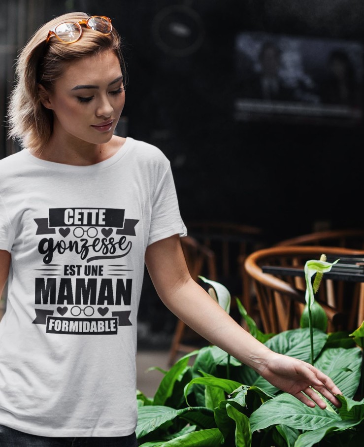 Cette gonzesse est une maman formidable