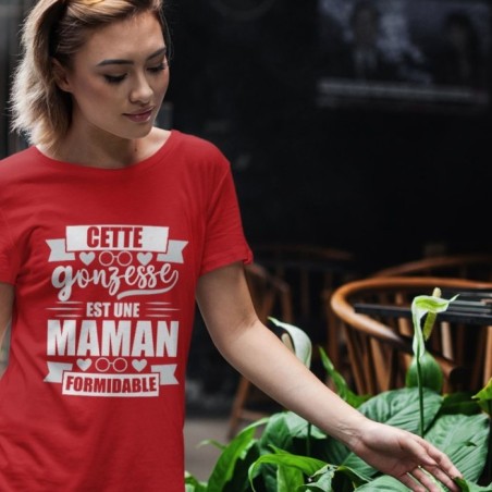 Cette gonzesse est une maman formidable