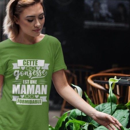 Cette gonzesse est une maman formidable