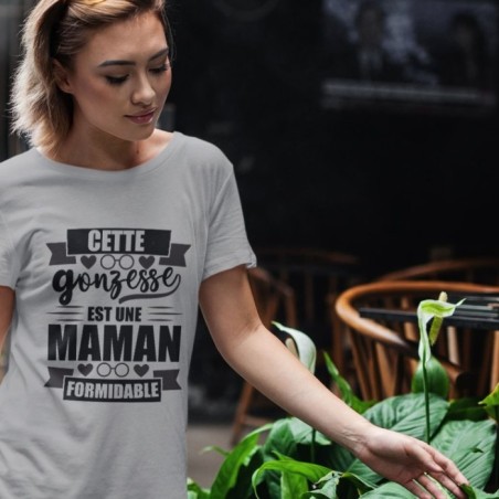 Cette gonzesse est une...