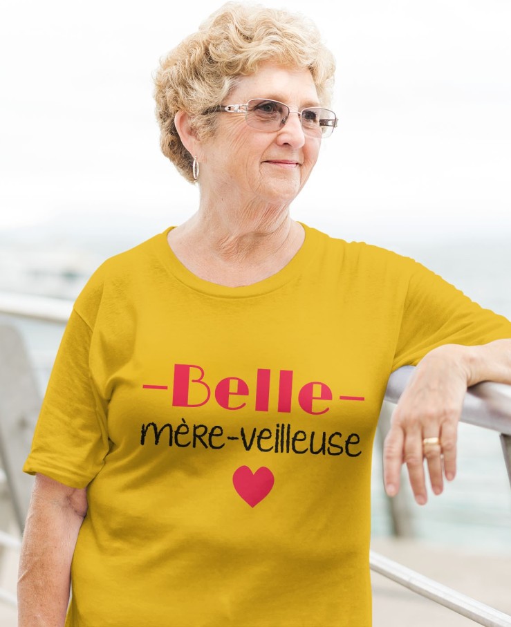 Belle mère-veilleuse