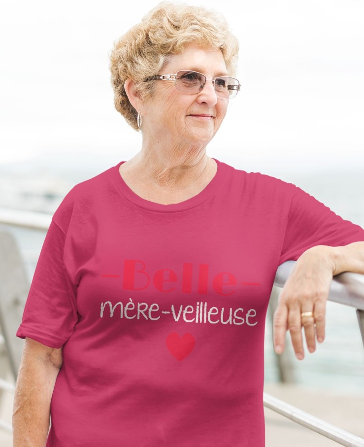 Belle mère-veilleuse